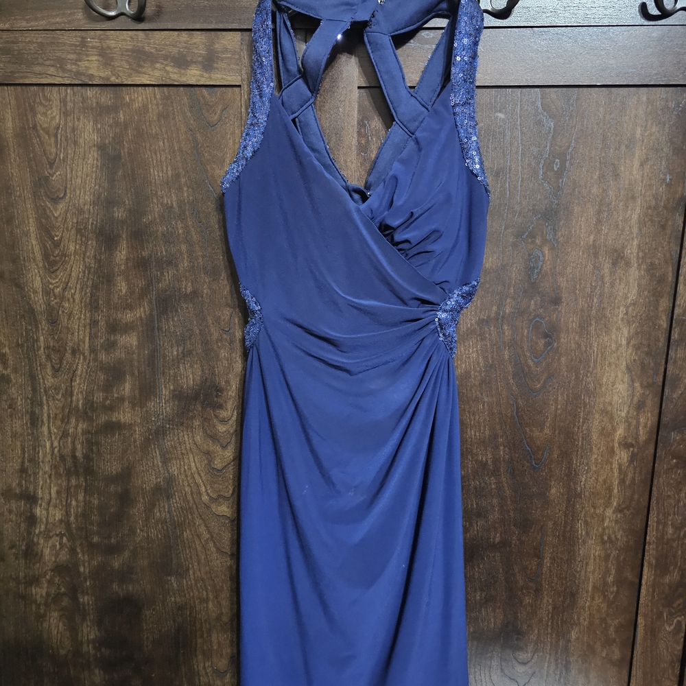 Elegant Blue Sleeveless Dress